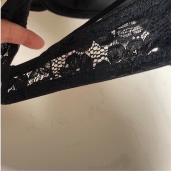 New Rene Rofe Strappy Bra Black Floral Lace Underwire Lightly Padded Gothic Gift - Picture 11 of 16